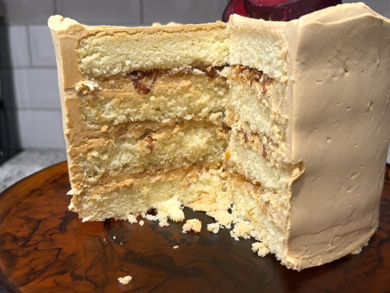 almond-amaretto-cake-salted-caramel-buttercream-recipe-03